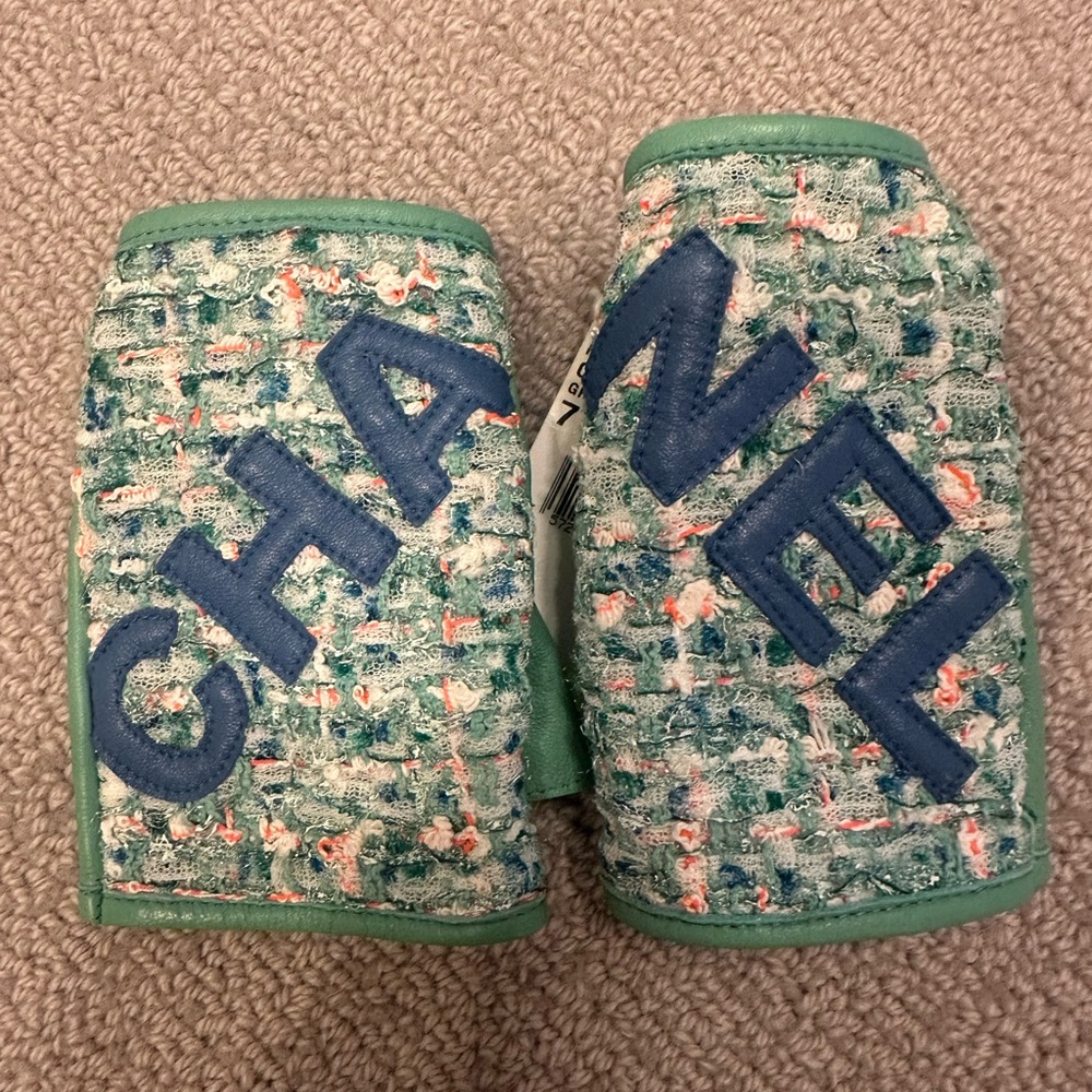 Chanel Green Tweed Gloves